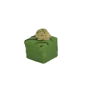 Petit four
